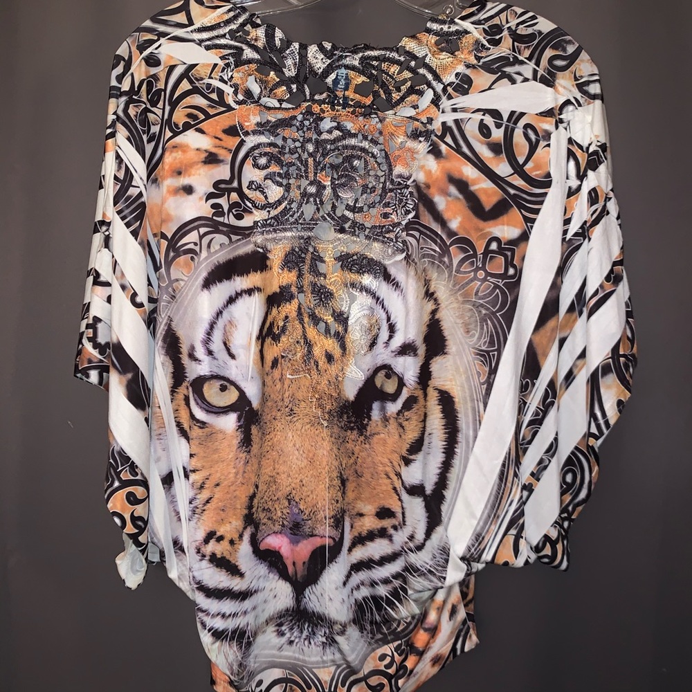 Tiger blouse - Picture 3 of 3